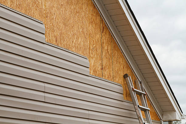 Professional Fiber Cement Siding technician working in Urbana, MD